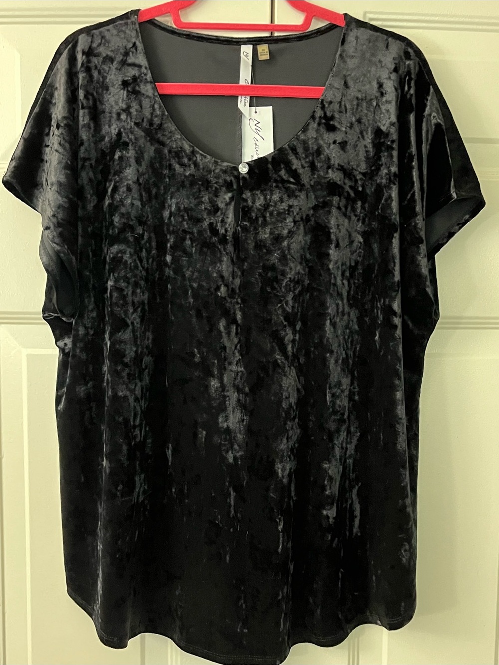 NY Collection Short Sleeve Velvet Feel Top